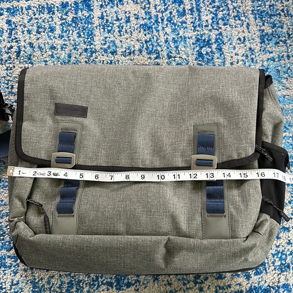 Timbuk2 laptop bag - Picture 9 of 10